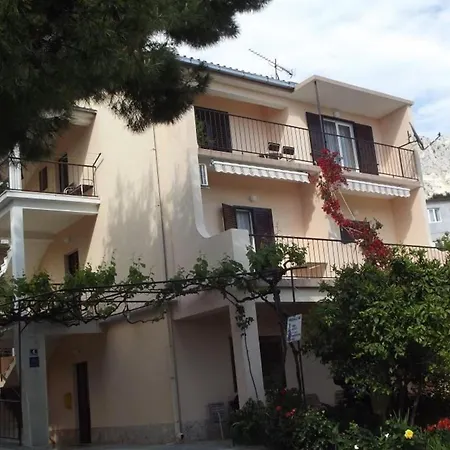Apartment Ro I *